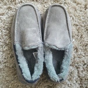 Ugg slippers